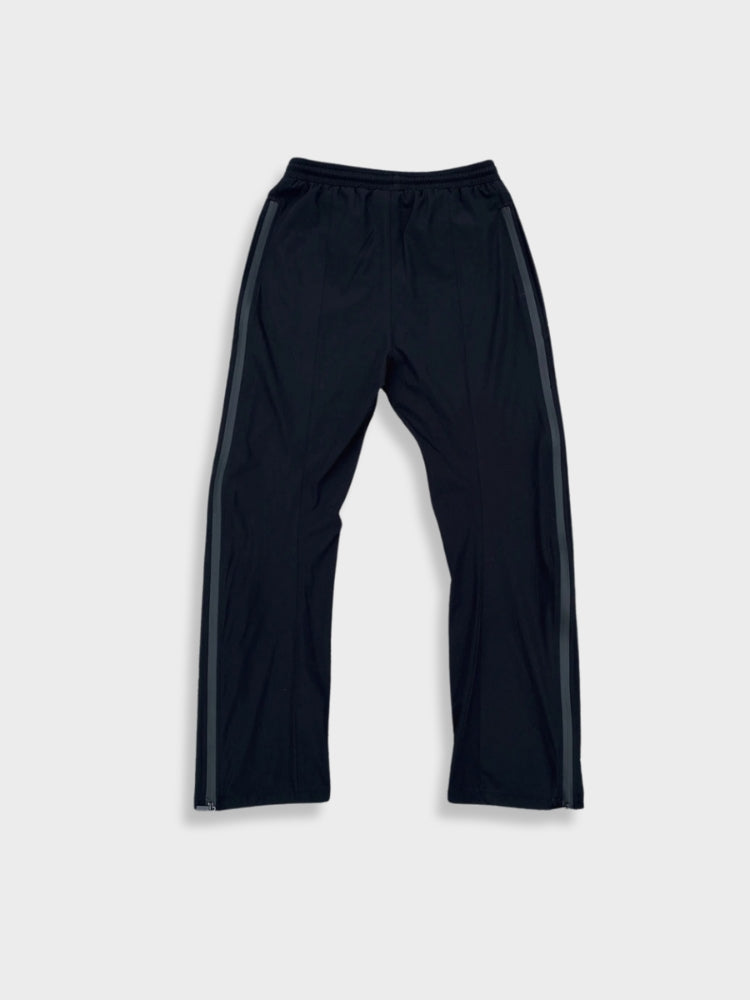 ATHLETIC PANTS WITH ZIPPERED POCKETS