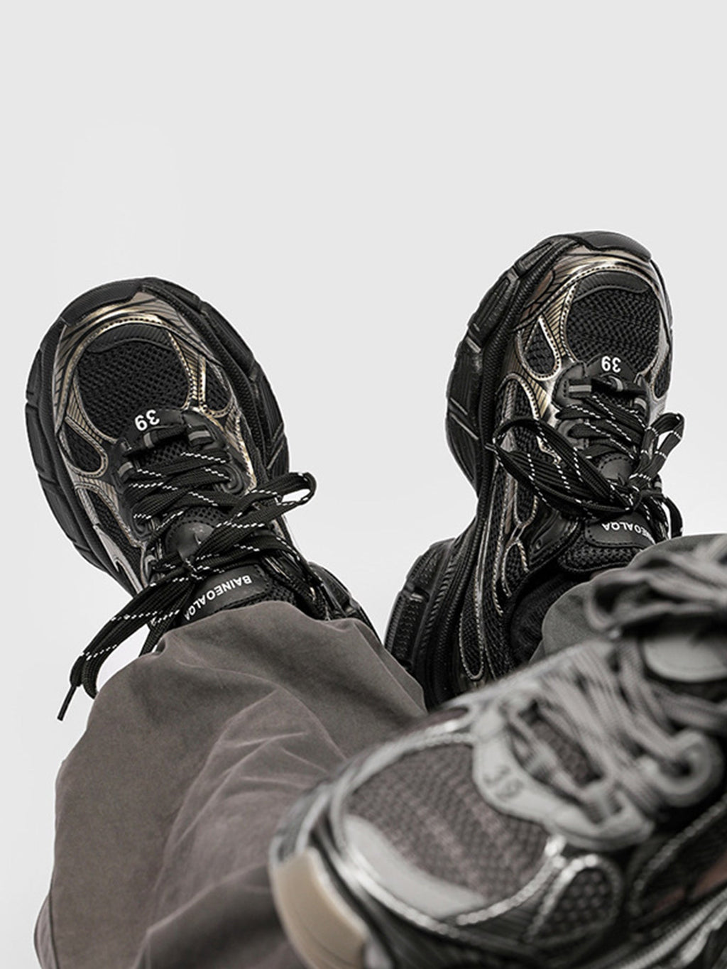 MEN’S GRAY ATHLETIC SNEAKERS WATERPROOF BREATHABLE MESH SHOES