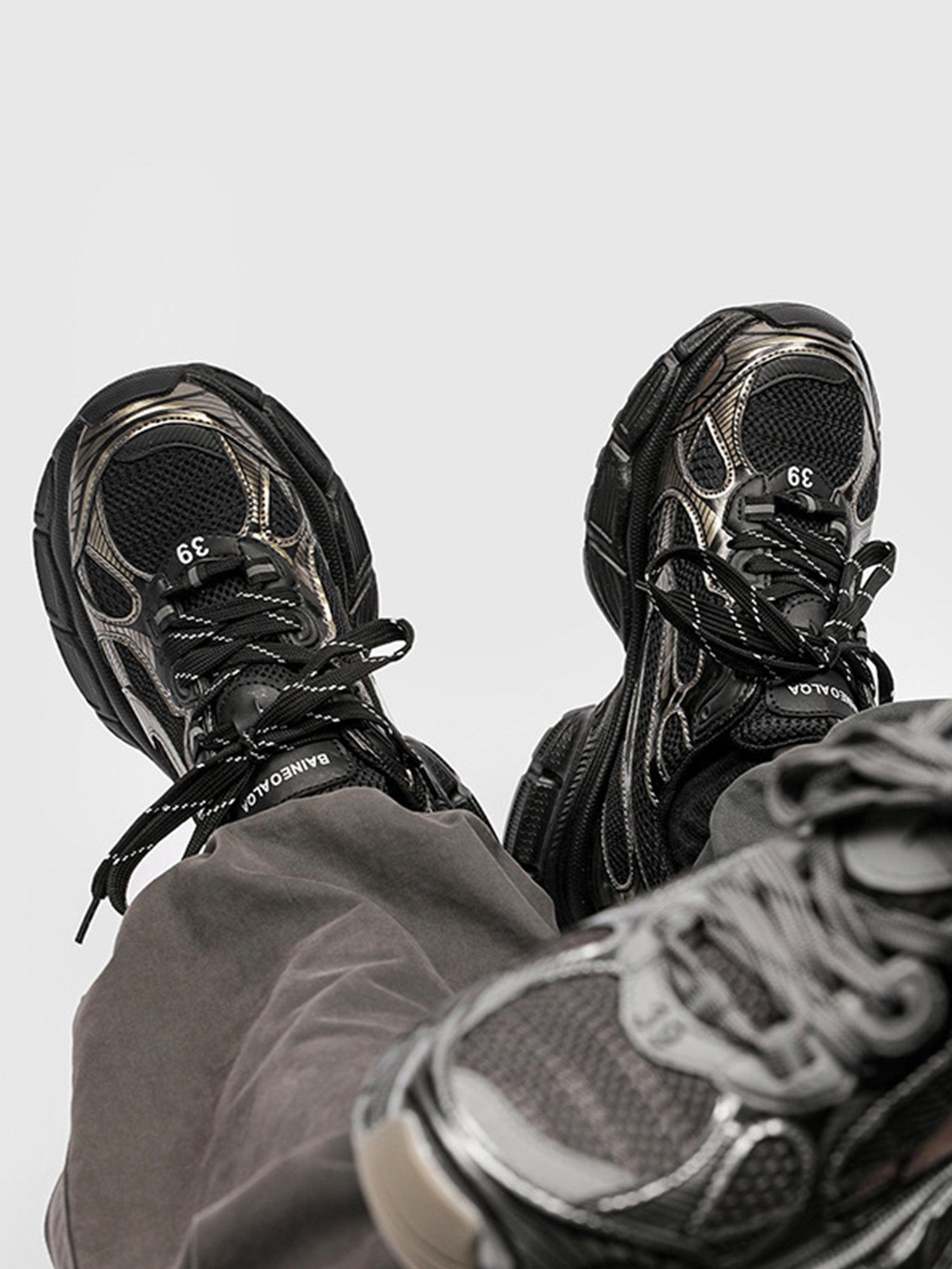 MEN’S GRAY ATHLETIC SNEAKERS WATERPROOF BREATHABLE MESH SHOES