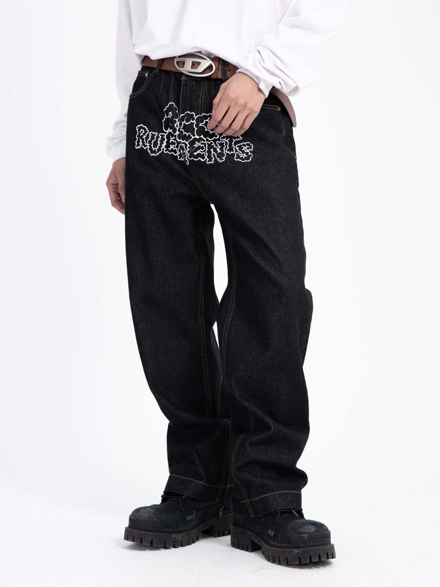 MID WAIST STRAIGHT LEG JEANS IN DARK BLUE DENIM