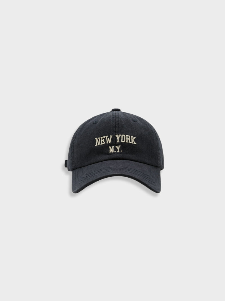 NAVY BASEBALL CAP WITH NEW YORK N.Y. EMBROIDERY FOR EVERYDAY WEAR AND SUN PROTECTION