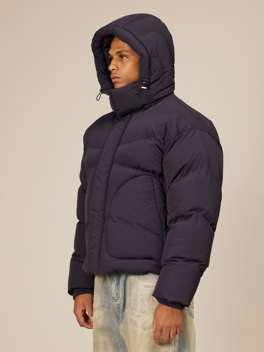 NAVY BLUE HOODED PUFFER JACKET WITH DROPPED SHOULDER DESIGN