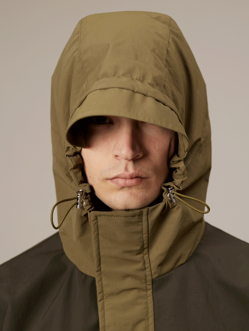 OLIVE GREEN HOODED JACKET WITH WATERPROOF WINDPROOF FEATURES