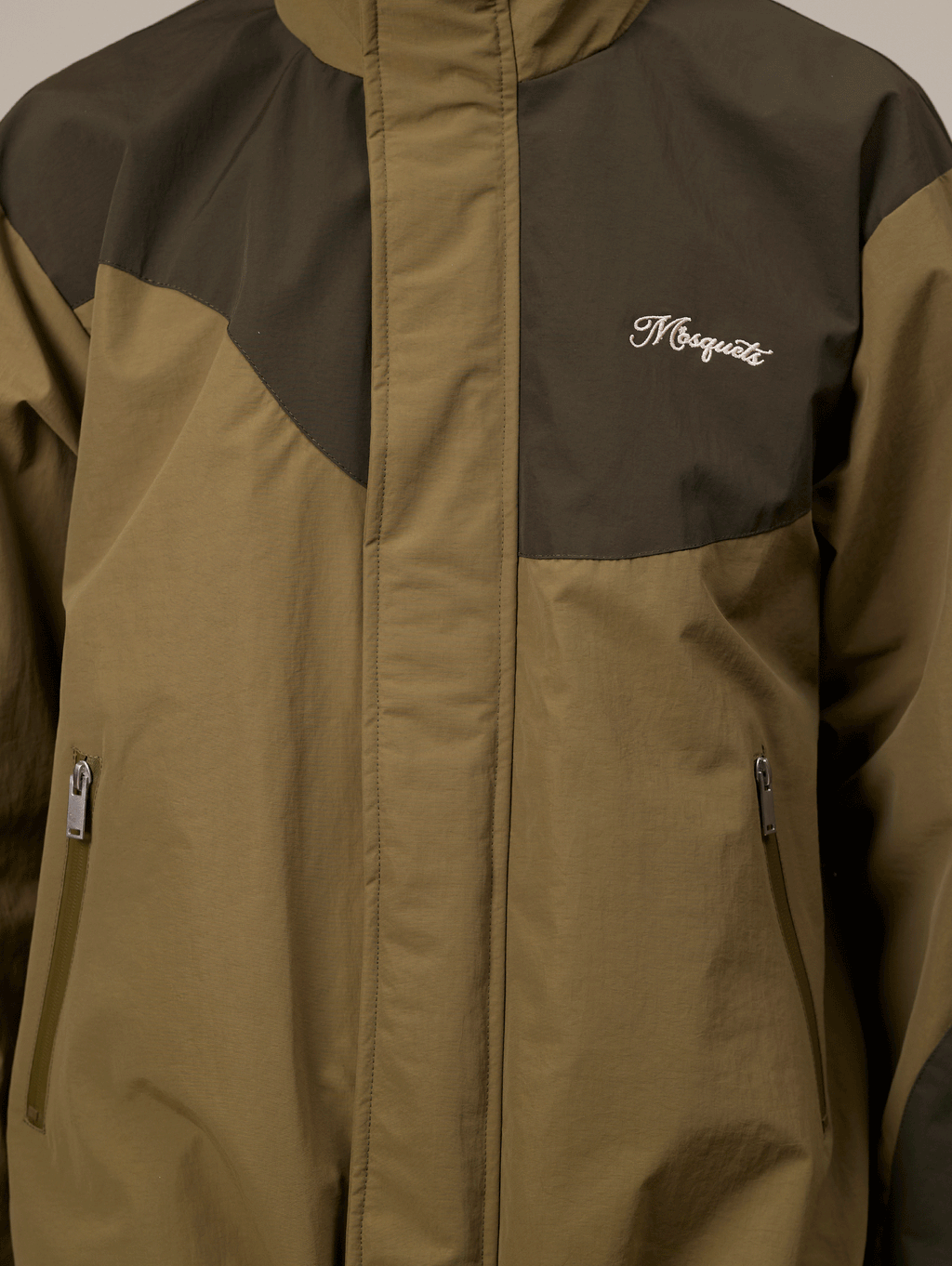 OLIVE GREEN HOODED JACKET WITH WATERPROOF WINDPROOF FEATURES