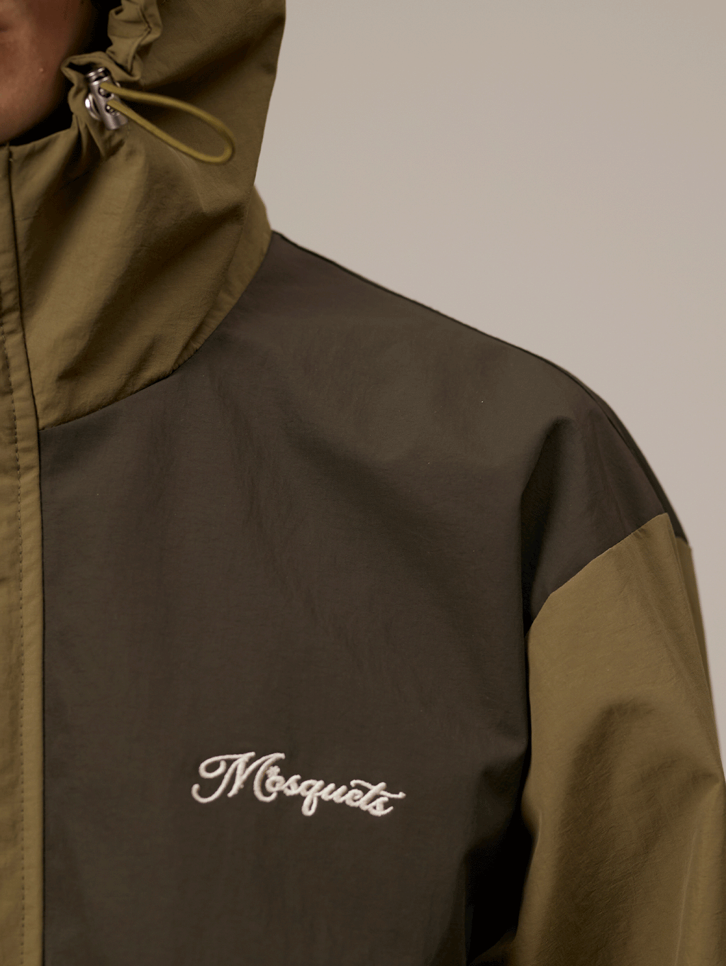 OLIVE GREEN HOODED JACKET WITH WATERPROOF WINDPROOF FEATURES