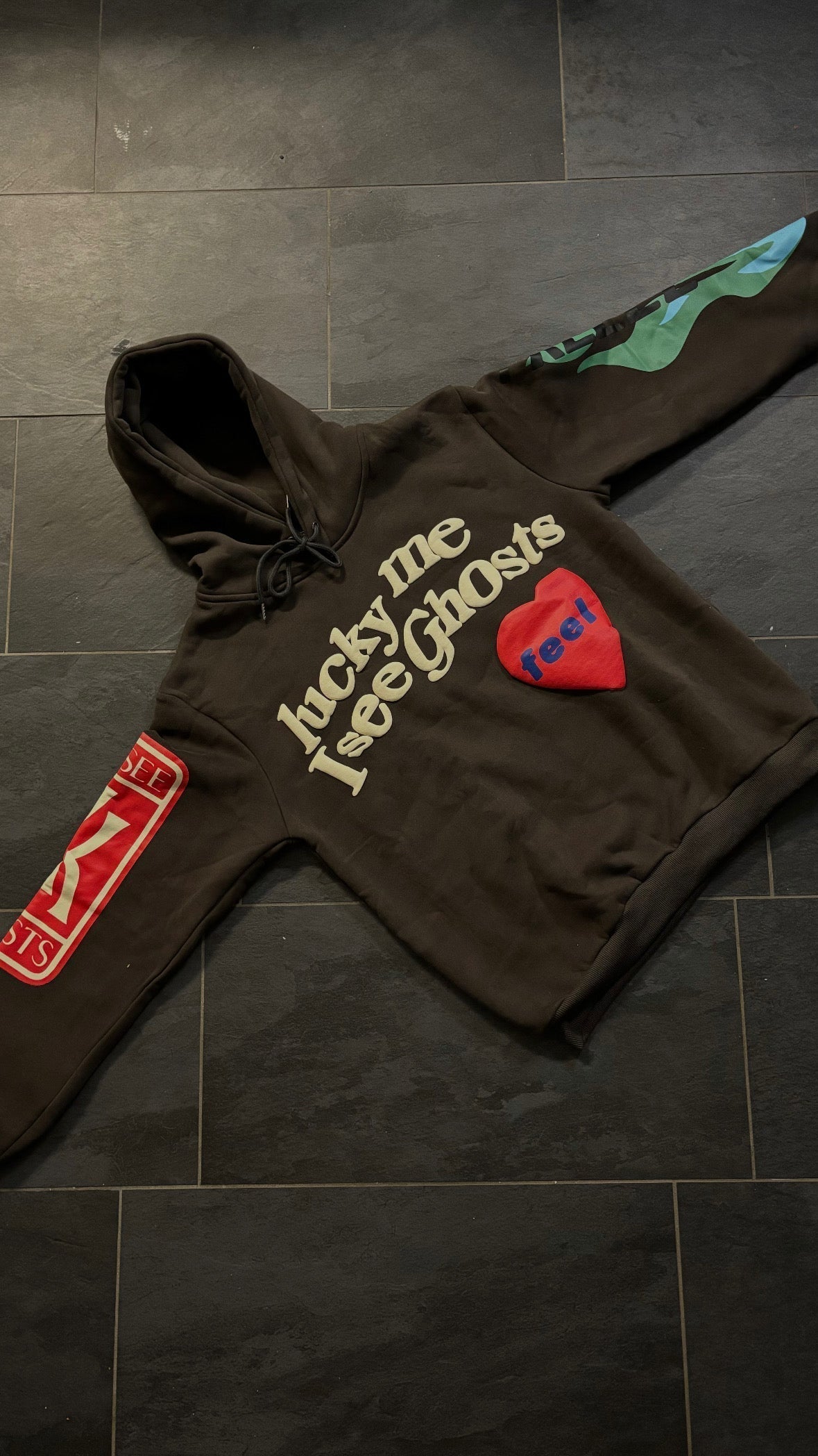 OVERSIZE HOODIE LUCKY ME I SEE GHOSTS COZY STYLE