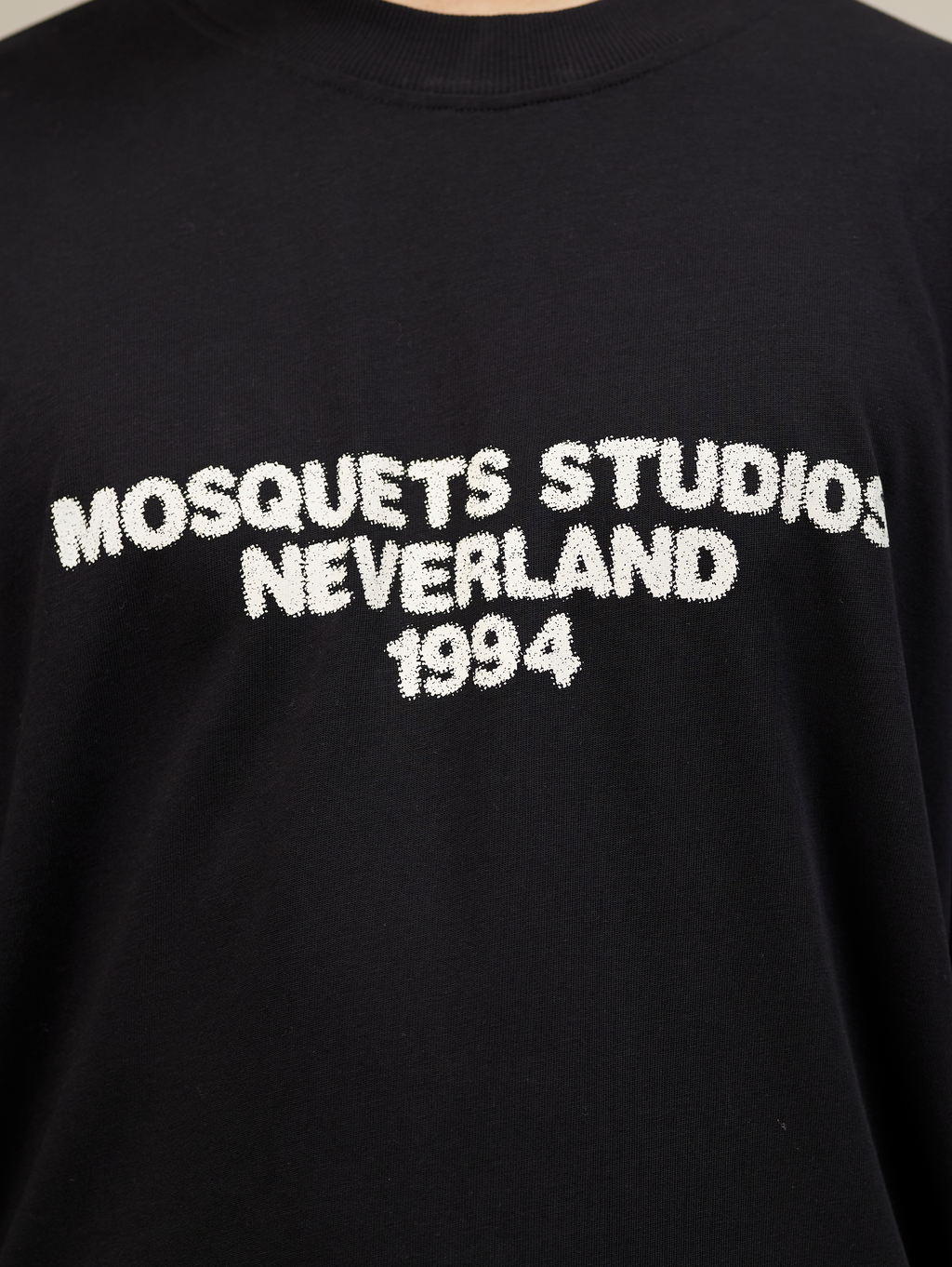 OVERSIZED BLACK STRIPED SHIRT FOR ULTIMATE COMFORT