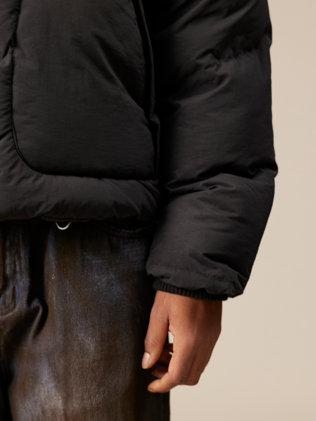 OVERSIZED DROPPED SHOULDER BLACK HOODED PUFFER JACKET