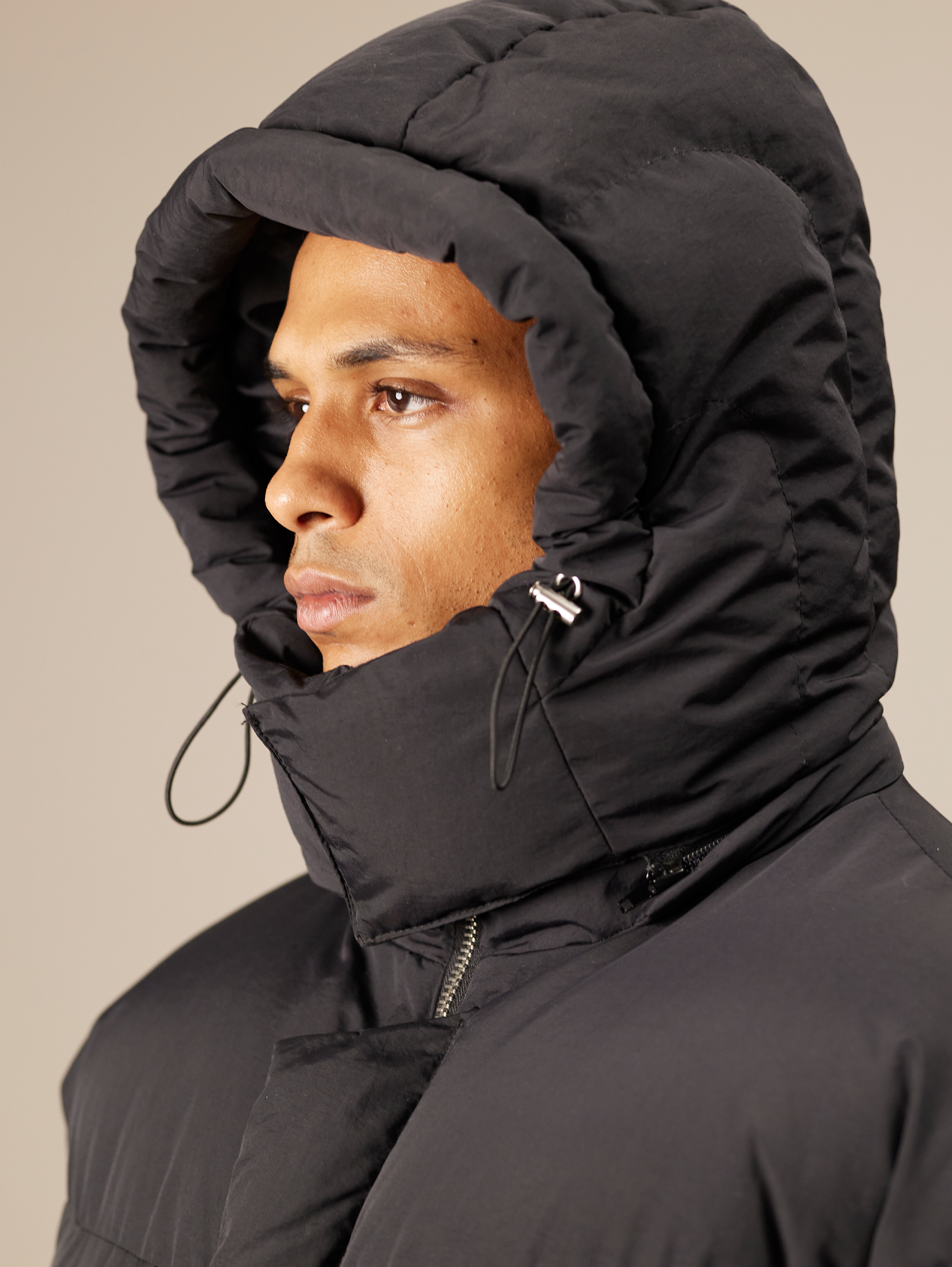 OVERSIZED DROPPED SHOULDER BLACK HOODED PUFFER JACKET
