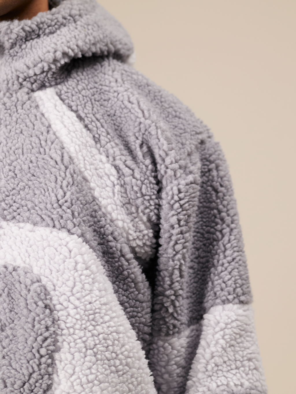 OVERSIZED DROPPED SHOULDER HOODED FLEECE JACKET IN GRAY TONES