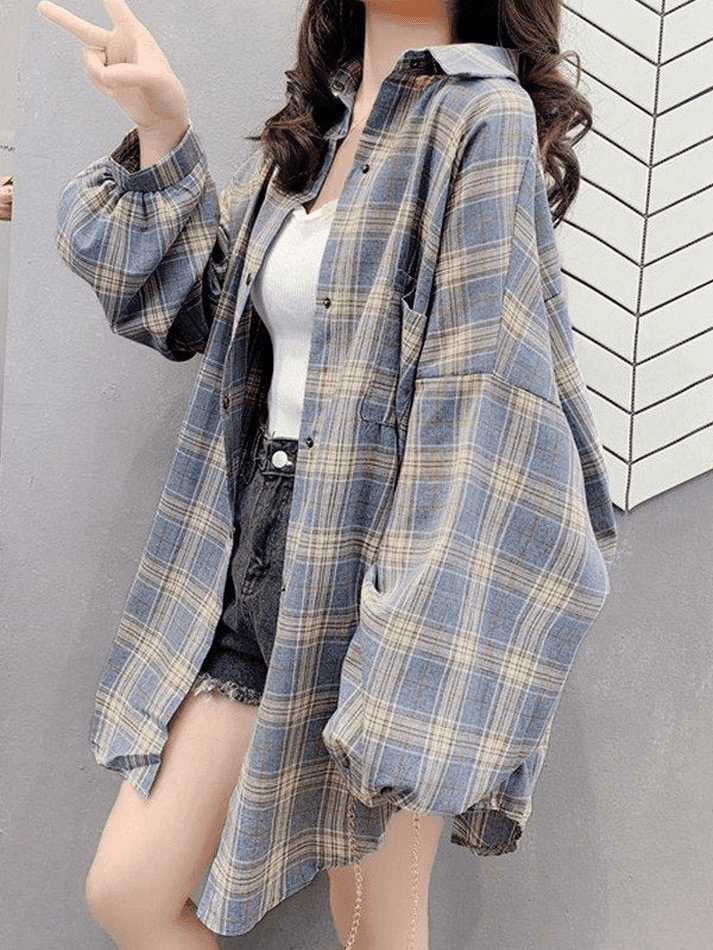 OVERSIZED PLAID SHIRT IN BLUE AND TAN WITH COMFORTABLE LOOSE FIT