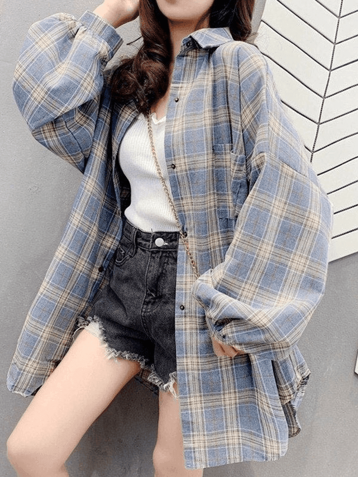 OVERSIZED PLAID SHIRT IN BLUE AND TAN WITH COMFORTABLE LOOSE FIT