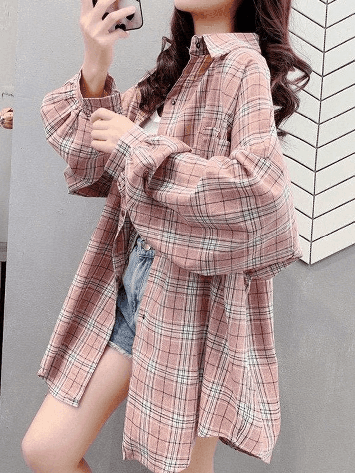OVERSIZED PLAID SHIRT IN BLUE AND TAN WITH COMFORTABLE LOOSE FIT