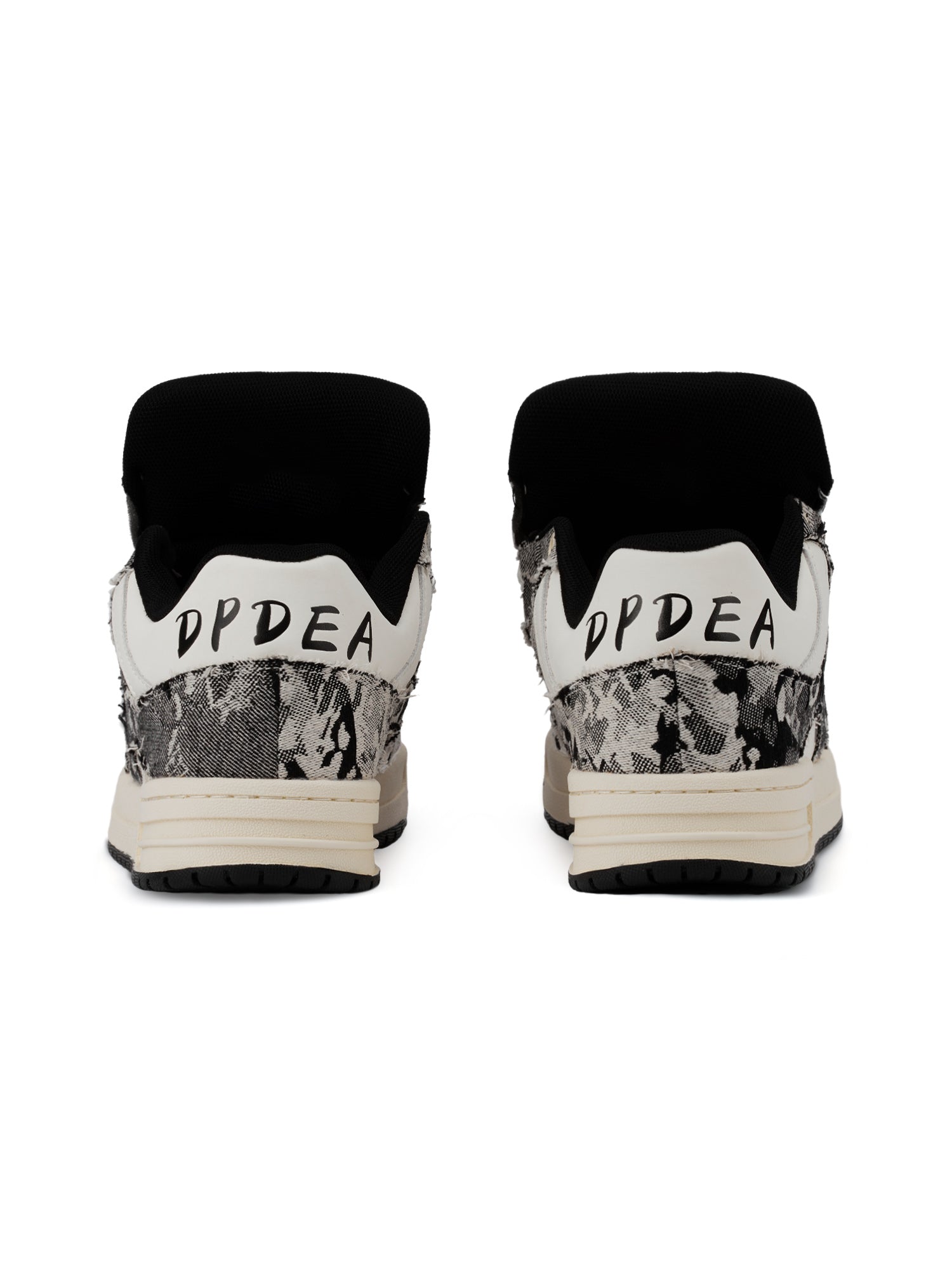 PATTERNED LOW-TOP SNEAKERS FOR FASHIONABLE FOOTWEAR CHOICES