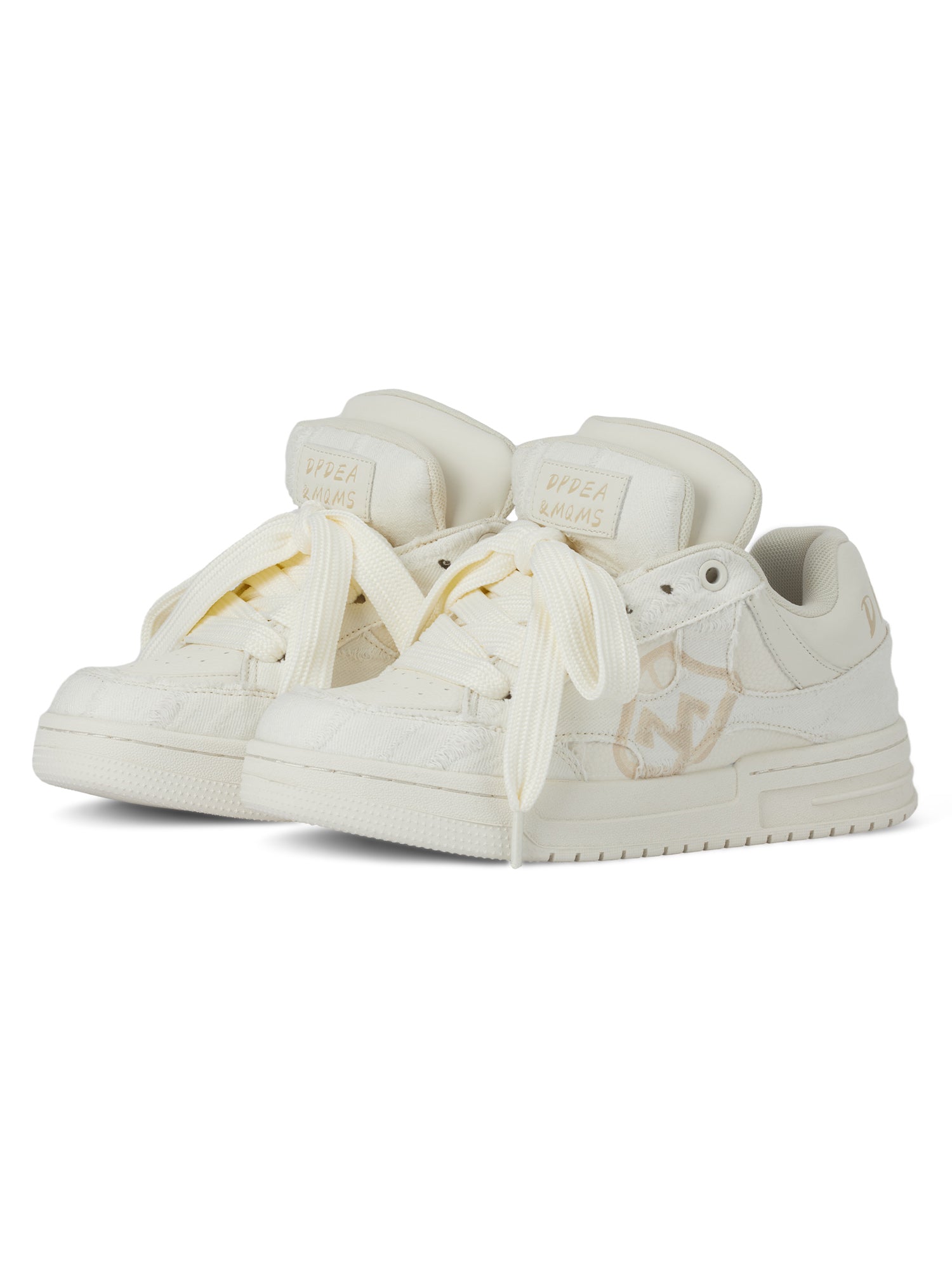 PATTERNED LOW-TOP SNEAKERS FOR FASHIONABLE FOOTWEAR CHOICES