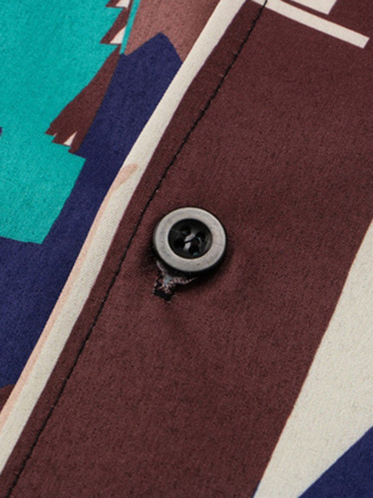 PATTERNED SHIRT AND SHORTS SET WITH UNIQUE DESIGN FOR LOOSE FIT