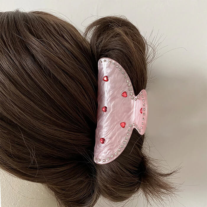 PINK HEART HAIR CLAW CLIP FOR HAIR STYLING AND ACCESSORIES
