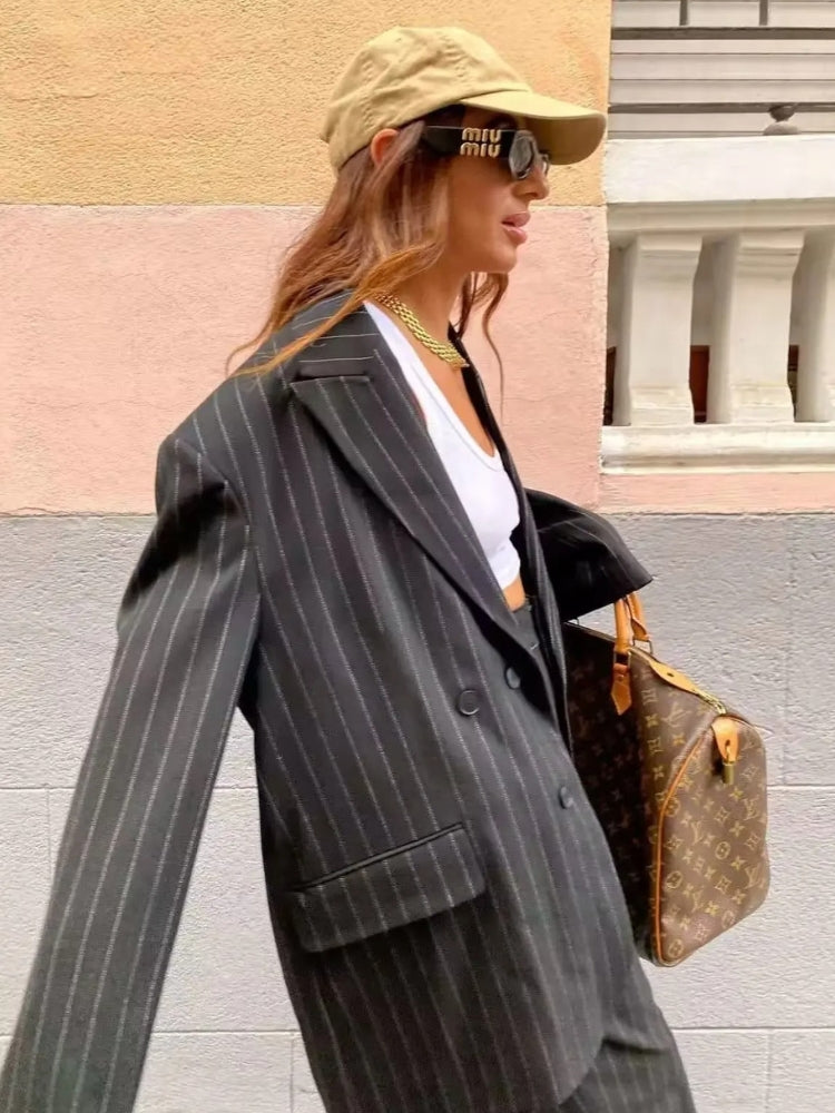 PINSTRIPE BLAZER AND PANTS SUIT WITH COMFORTABLE FIT FOR MULTIPLE SIZES
