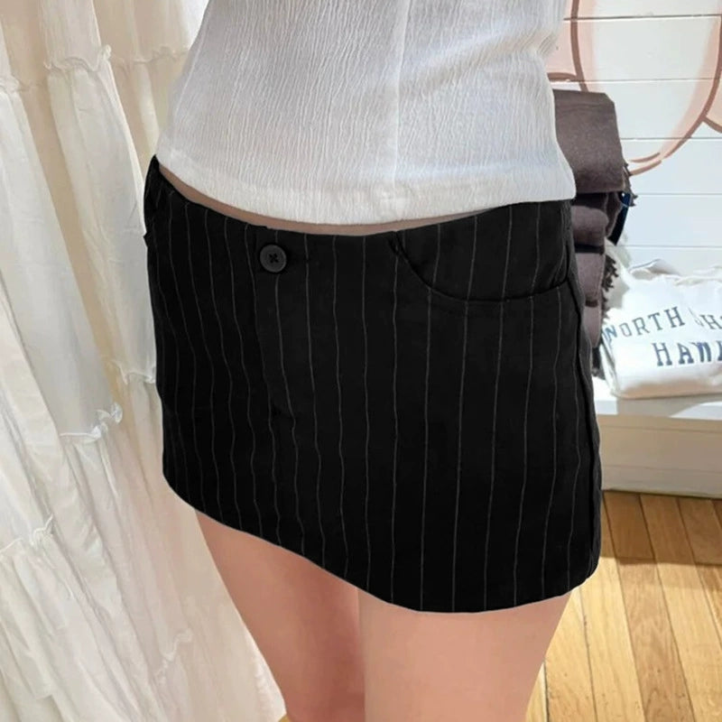 PINSTRIPED BLACK MINISKIRT WITH CHIC LOW WAIST DESIGN