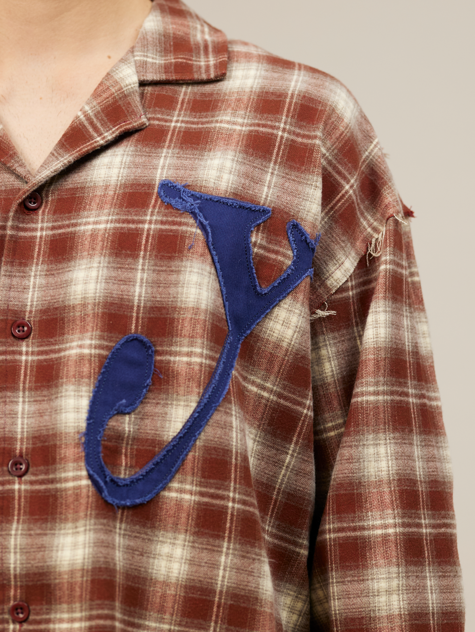 PLAID BUTTON-DOWN SHIRT WITH NY LETTERING AND APPLIQUE EMBROIDERY
