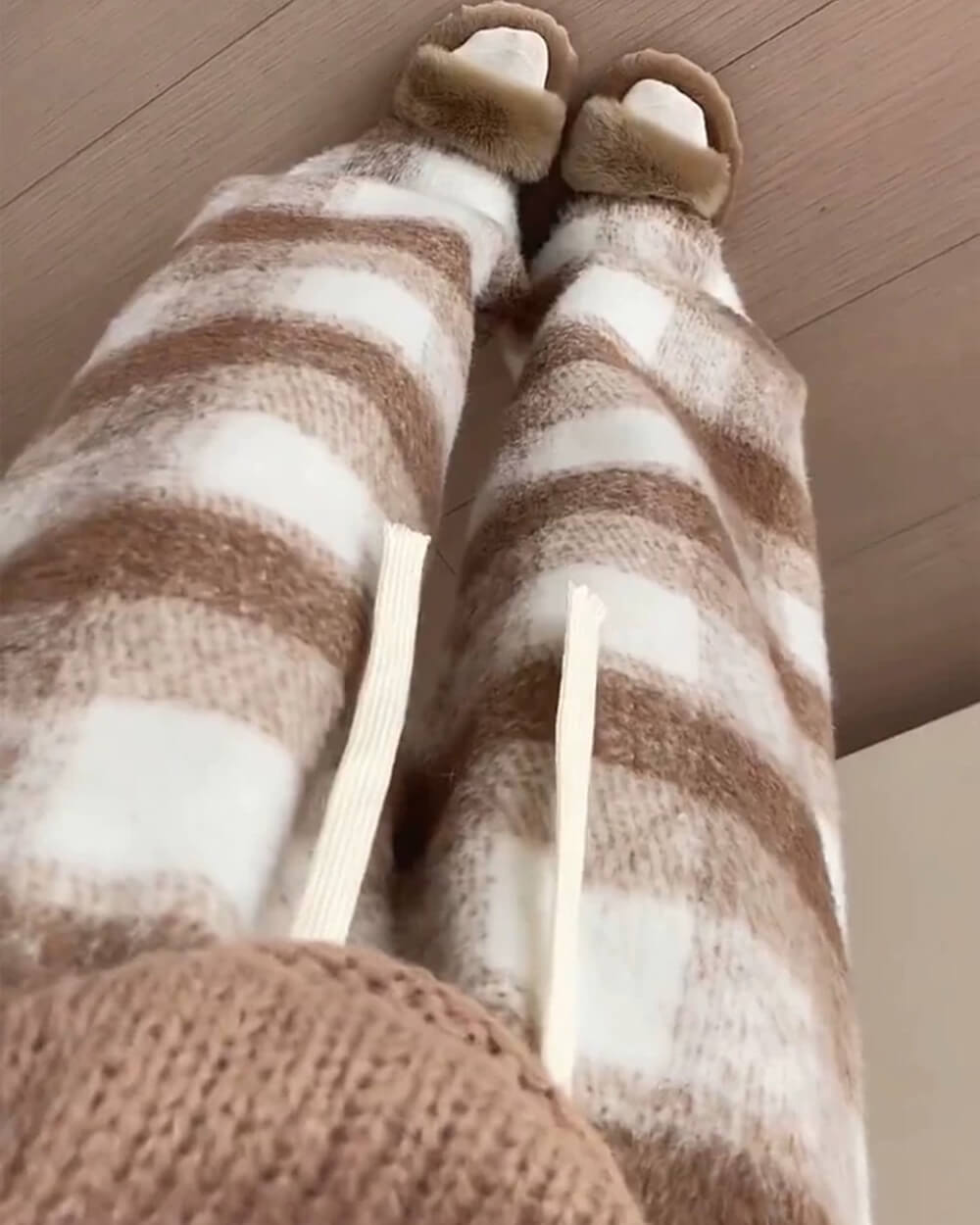 PLAID TROUSERS: CLASSIC PLAID FALL FEELS LOUNGE PANTS