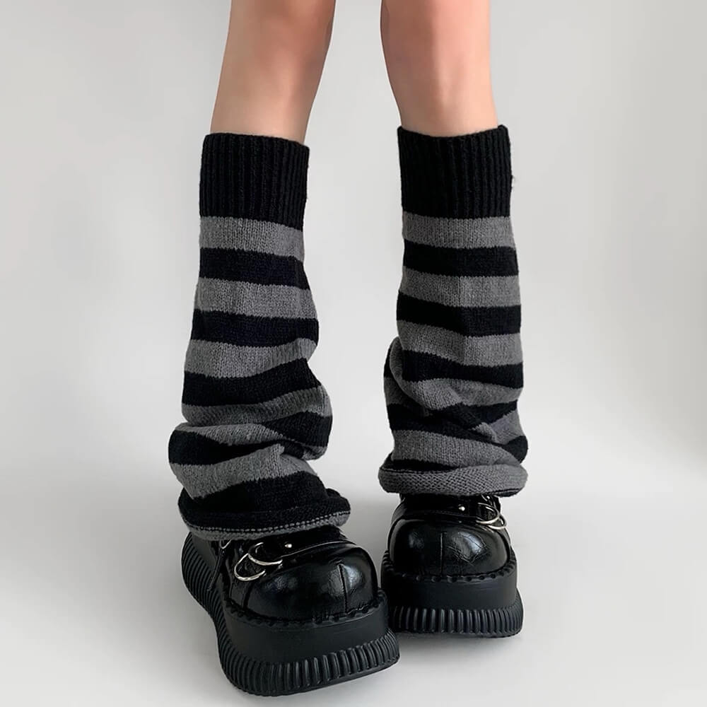 PLATFORM SHOES WITH GREY STRIPED LEG WARMERS