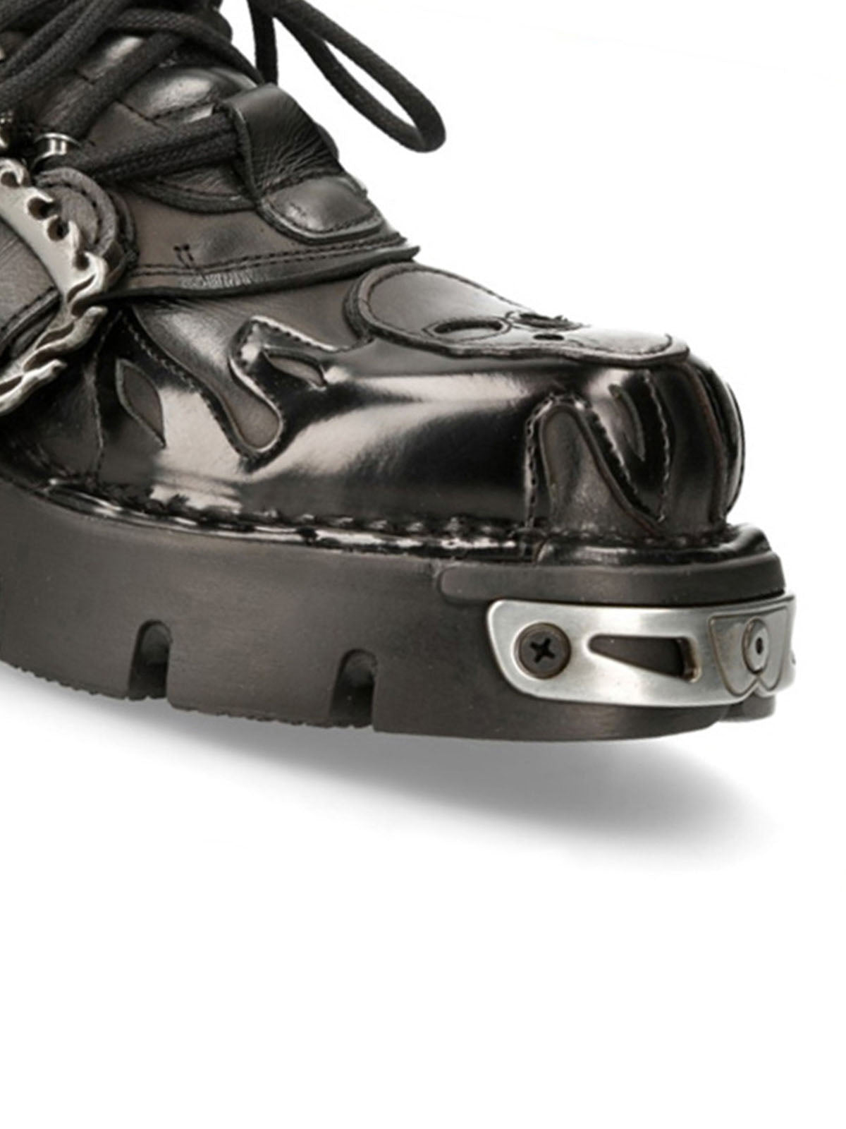 PLATFORM SHOES WITH SKULL DESIGN AND ROUND TOE