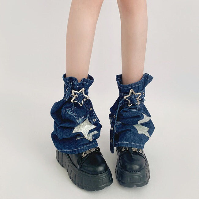 PLATFORM Y2K SHOES WITH DENIM LEG WARMERS FOR A RETRO LOOK