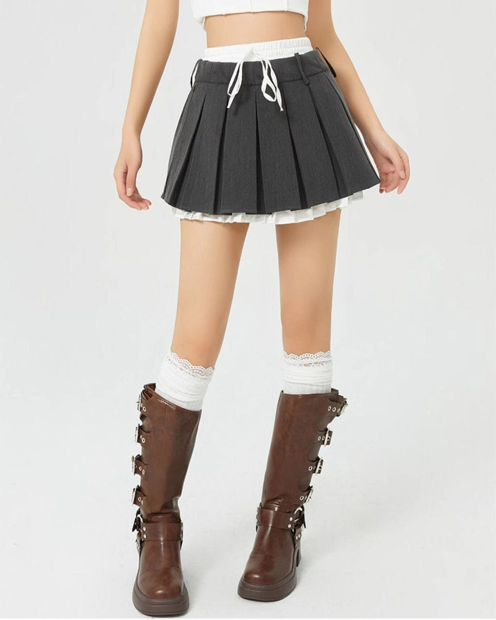 PLEATED MINI SKIRT CONTRAST LACE UNDERSKIRT