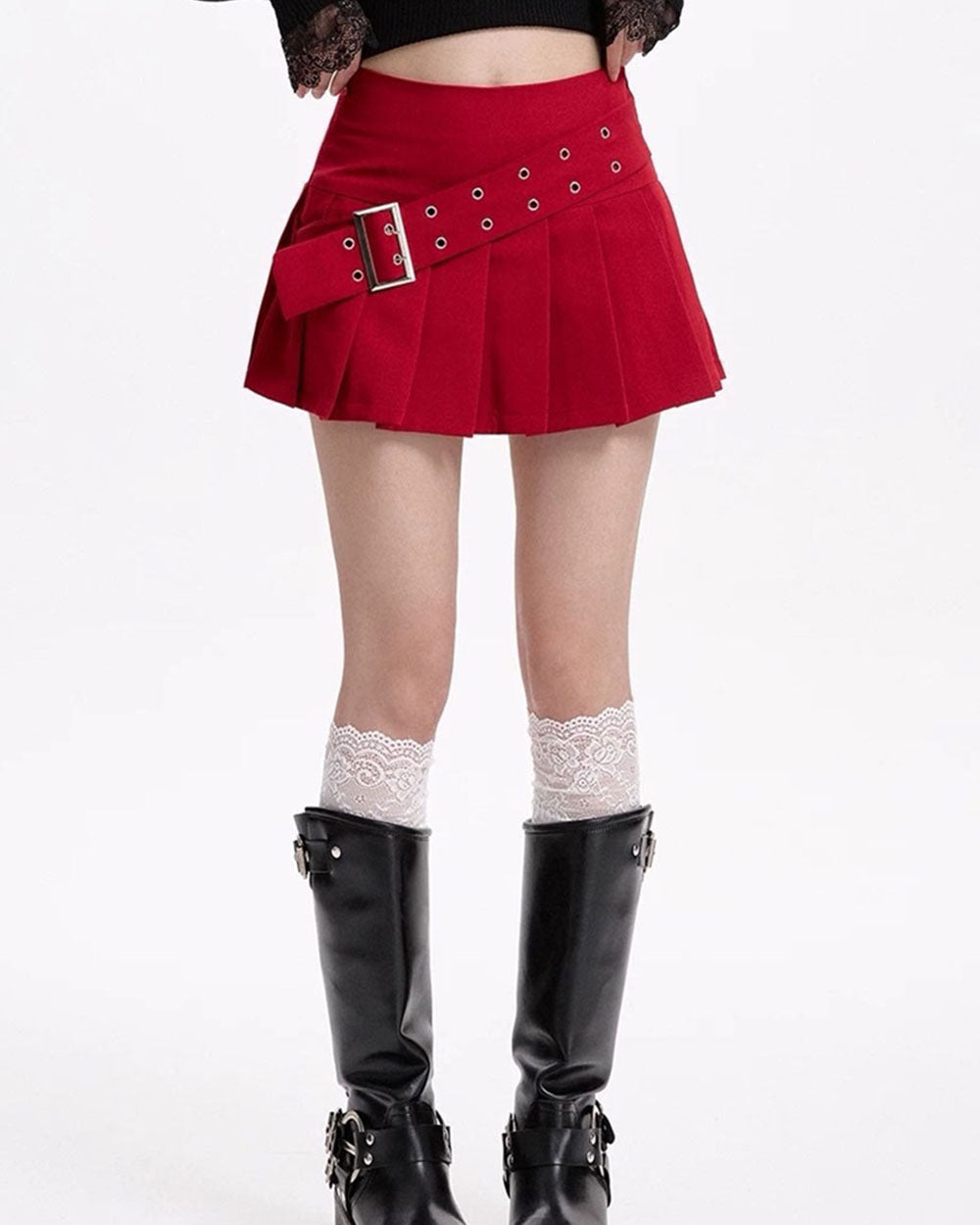 RED PLEATED MINI SKIRT BOLD BUCKLE BELT