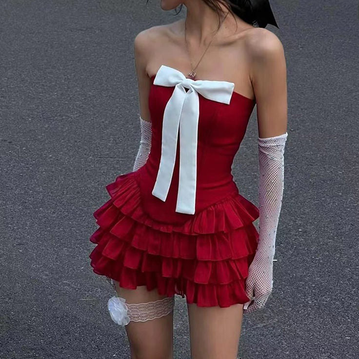 RED STRAPLESS BABE BOW DRESS FOR A FLIRTY BABE LOOK