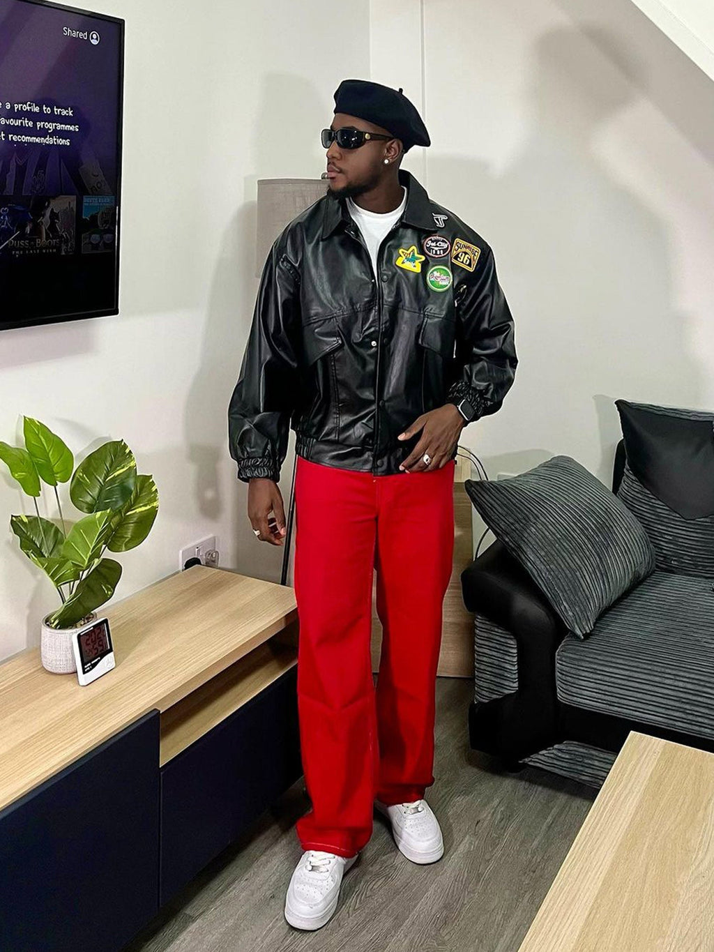 RED WIDE-LEG JEANS WITH FLAME POCKET AND FLAME STITCHING DETAILS