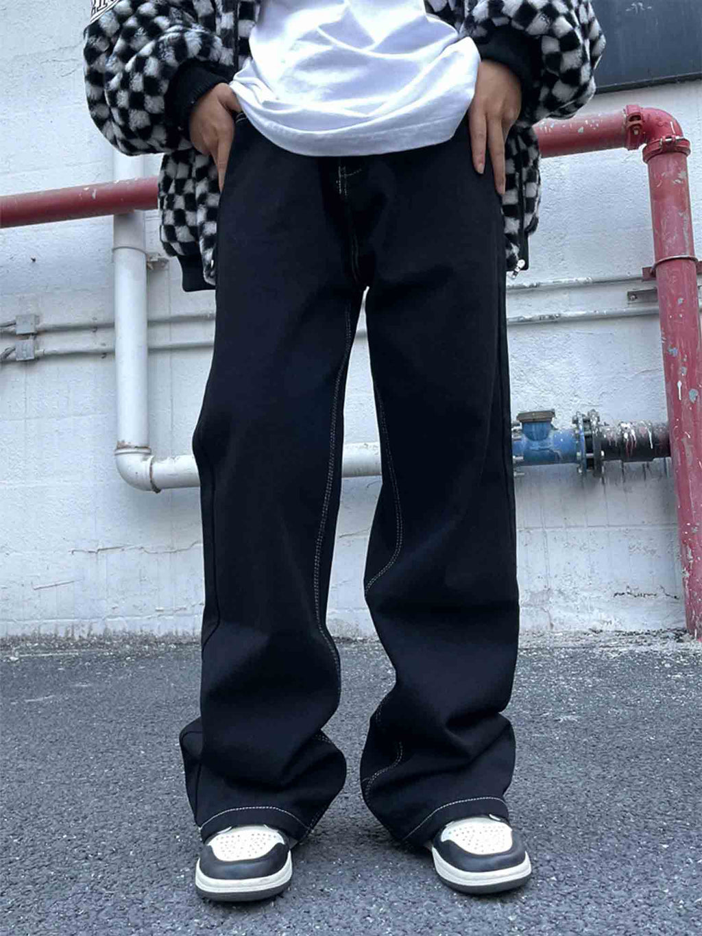 RED WIDE-LEG JEANS WITH FLAME POCKET AND FLAME STITCHING DETAILS