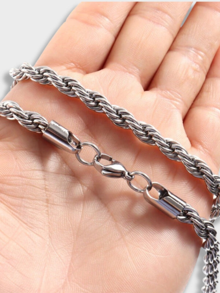 ROPE NECKLACE SET FOR EFFORTLESS ELEGANCE IN GOLD AND SILVER