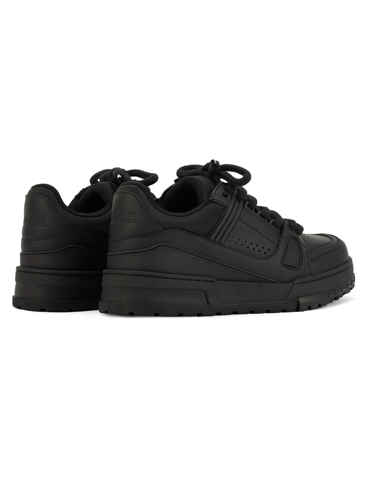 ROUND TOE DRY BLACK LEATHER SNEAKERS