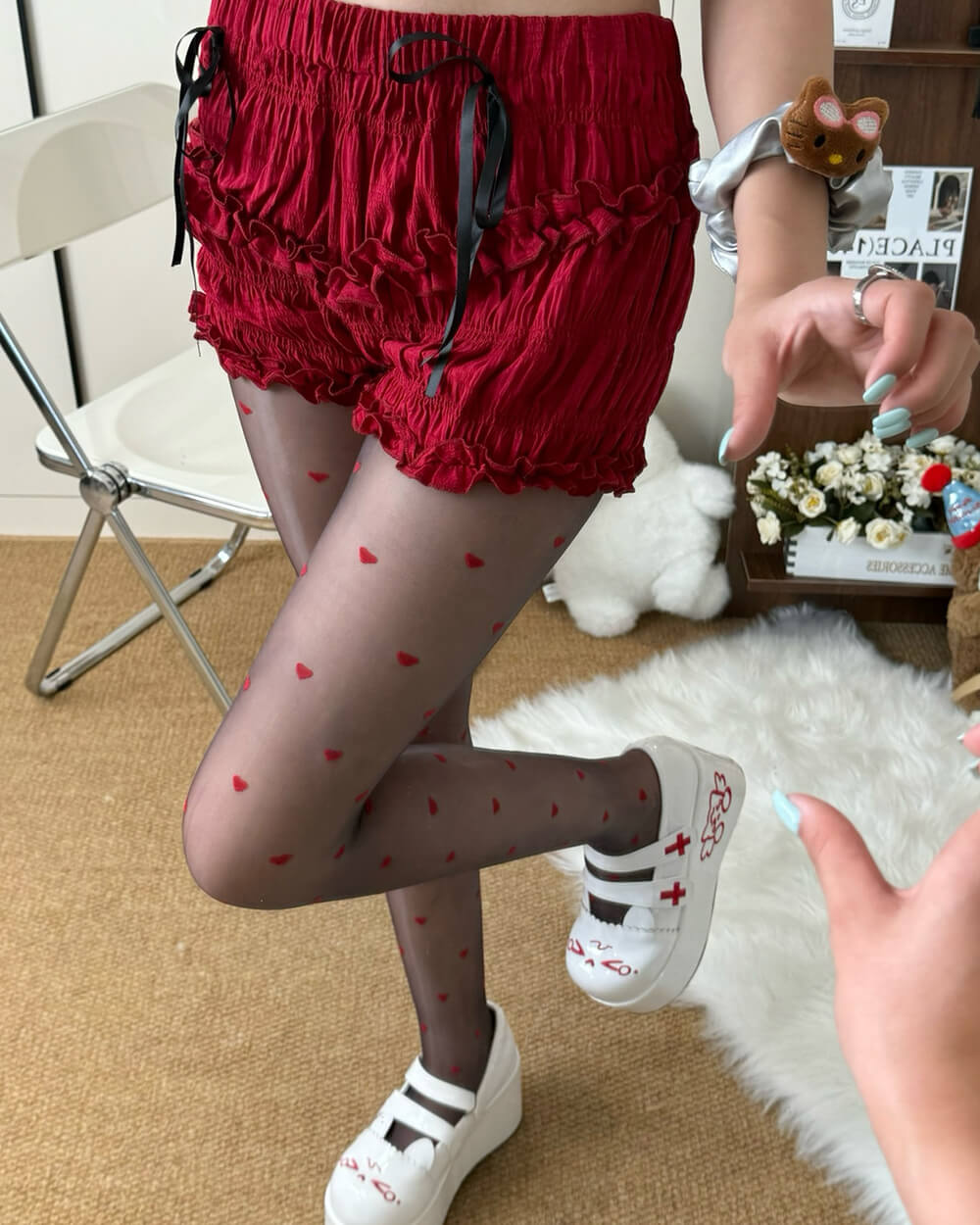 SHEER TIGHTS ELEGANT HEARTS WITH TINY RED HEARTS
