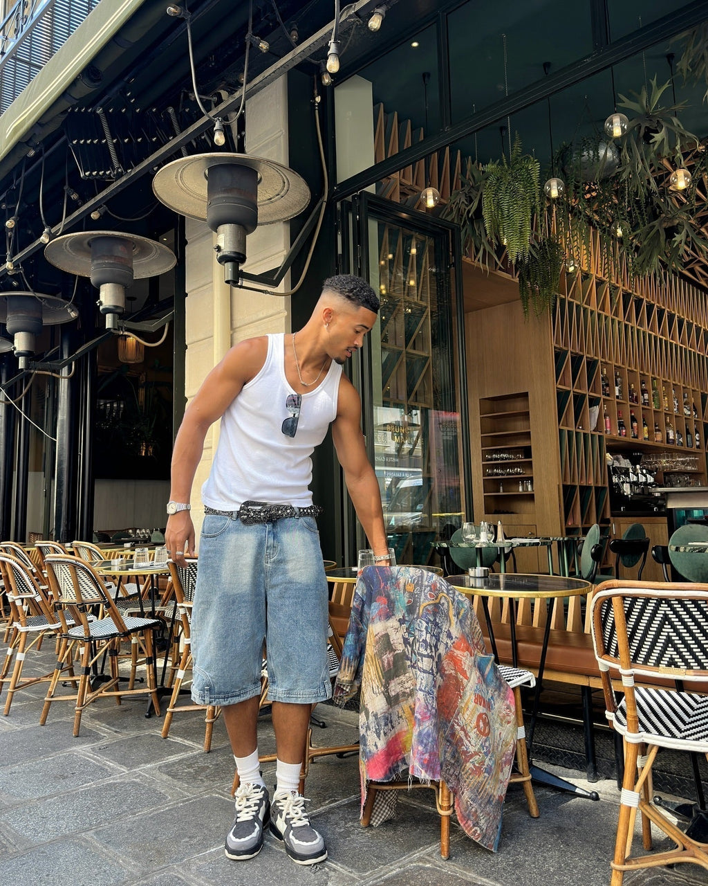 SHORT-SLEEVED BUTTON-DOWN SHIRT WITH ABSTRACT PRINT AND LAPEL COLLAR