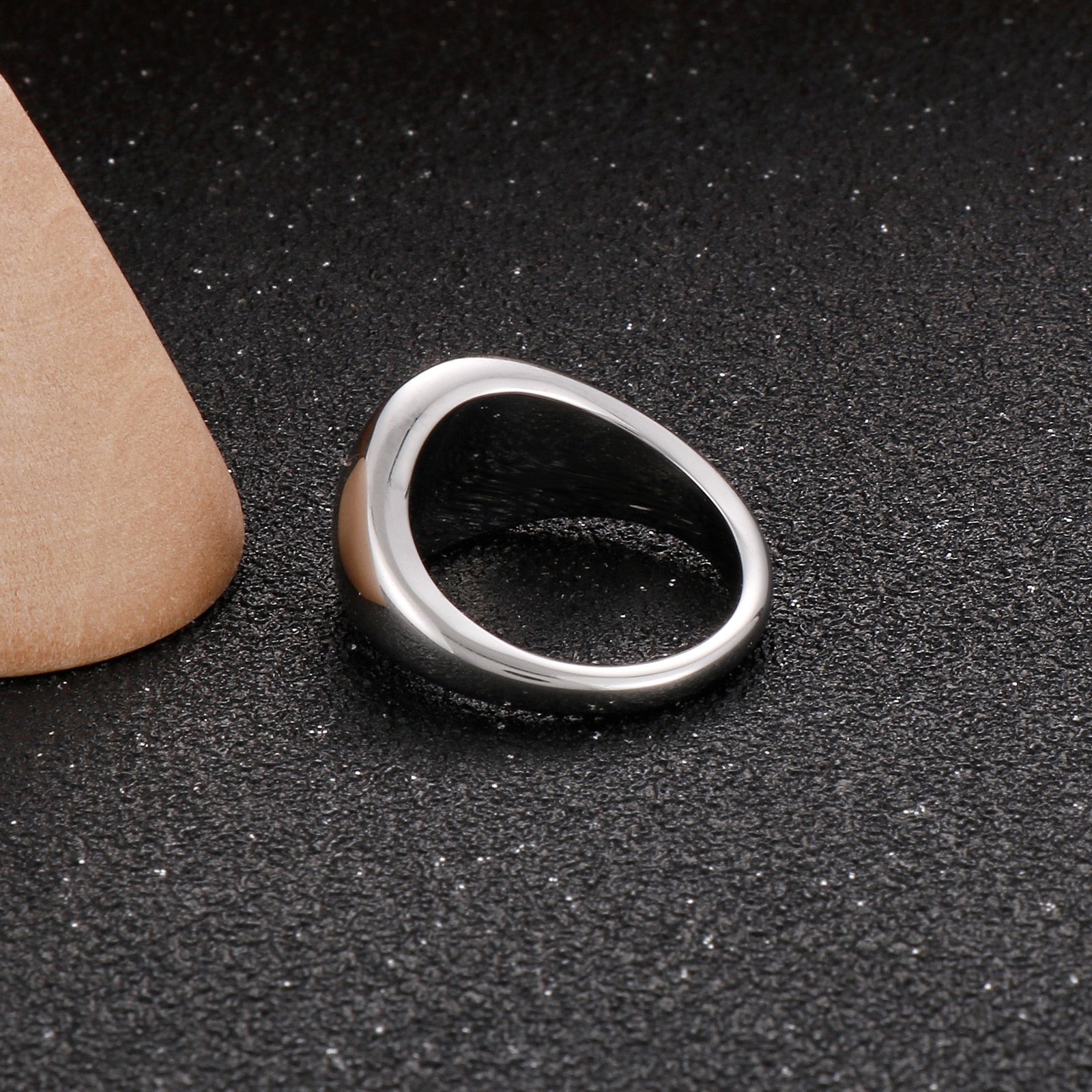 SIGNET RING SET OF TWO - CASUAL RINGS FOR EVERYDAY WEAR