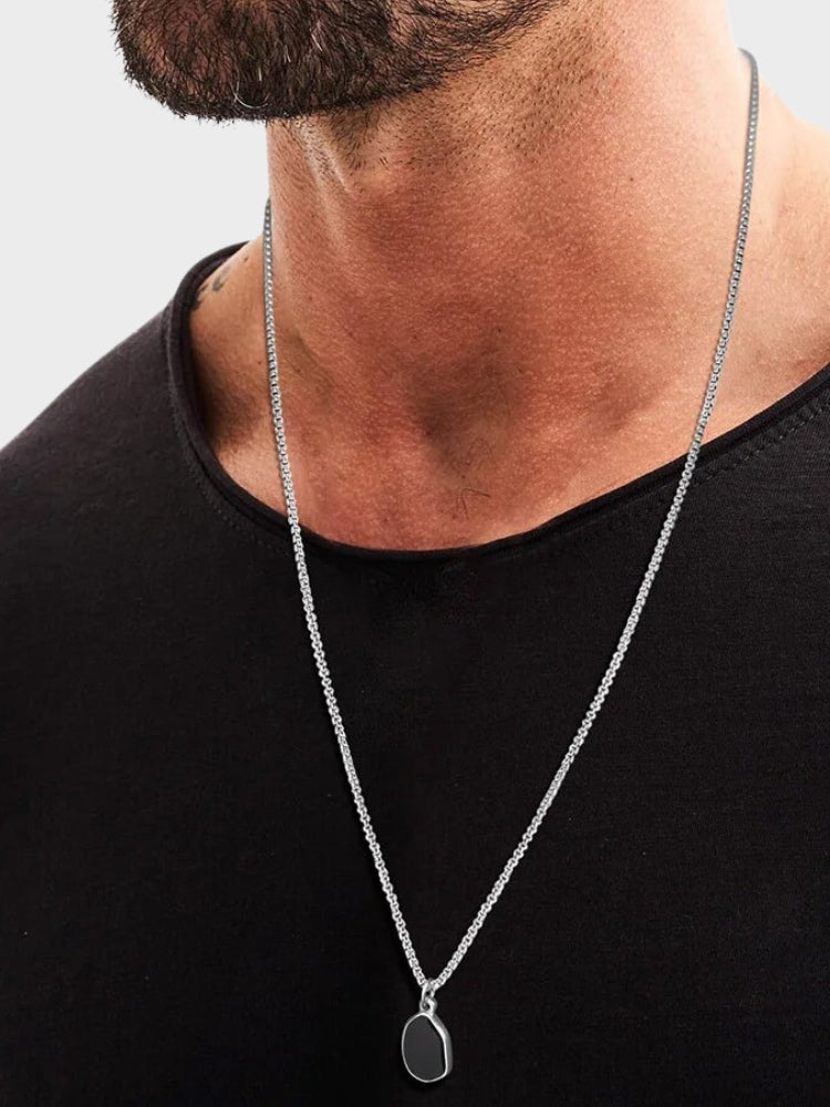 SILVER CHAIN NECKLACE WITH BLACK PENDANT VINTAGE STAINLESS STEEL
