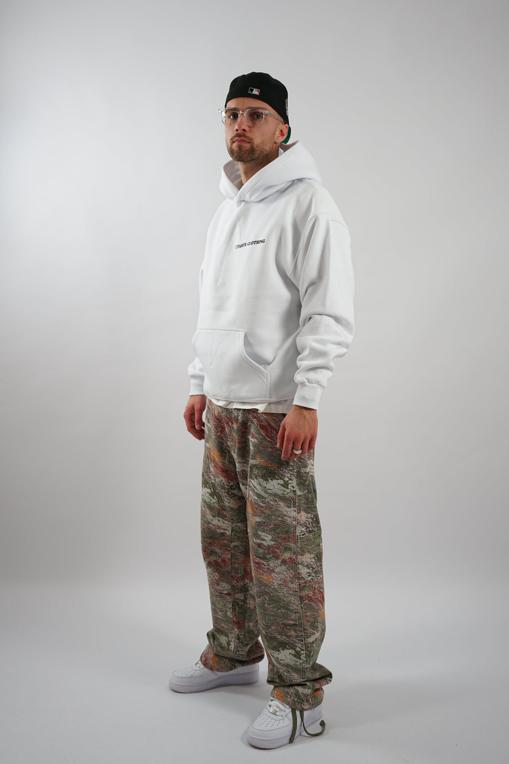 SIX OVERSIZED HOODIE IN WHITE WITH BLACK TEXT - OVERSIZED HOODIE