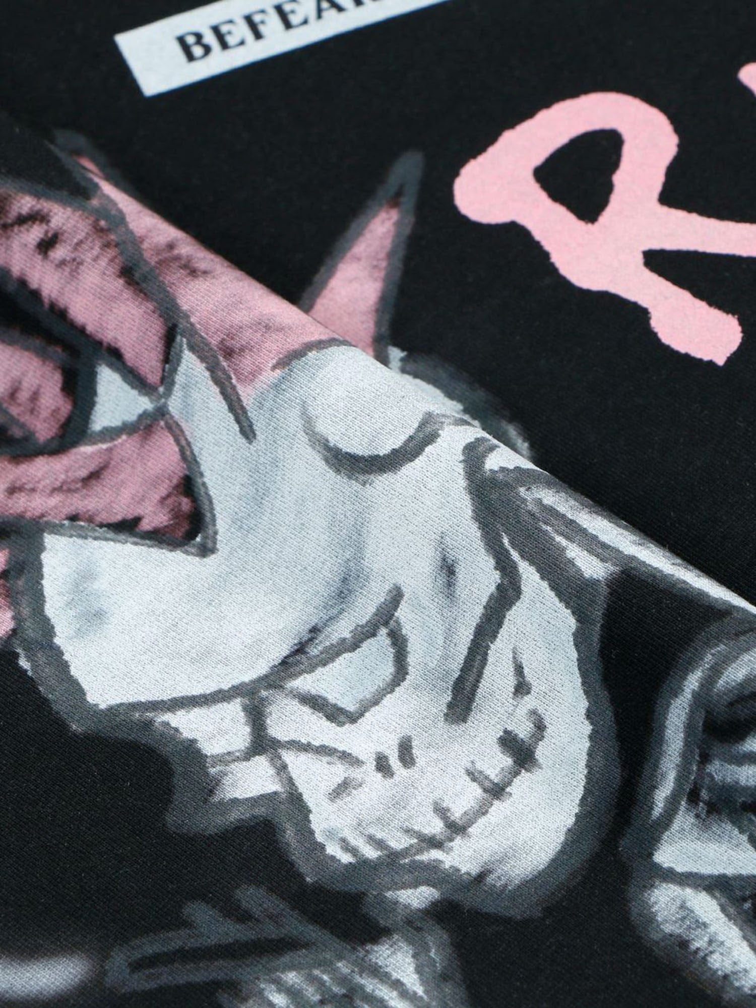 SKELETON GRAPHIC SHORT SLEEVE T-SHIRT WITH ROUND COLLAR AND LOOSE FIT