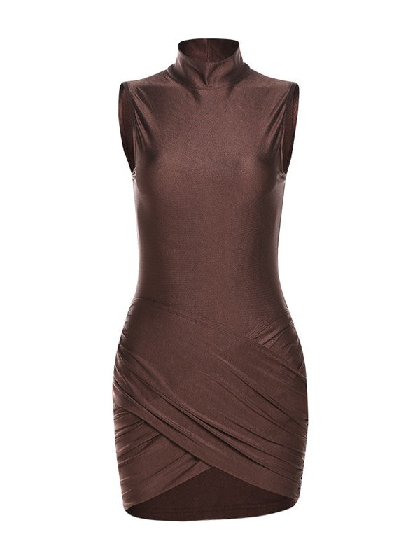 SLEEVELESS DRESS IN COFFEE TONE WITH PLEATED WRAP DETAIL