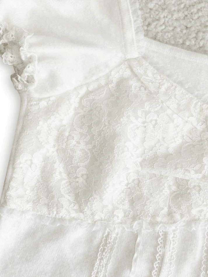 SLIM FIT WHITE LACE TRIM BLOUSE