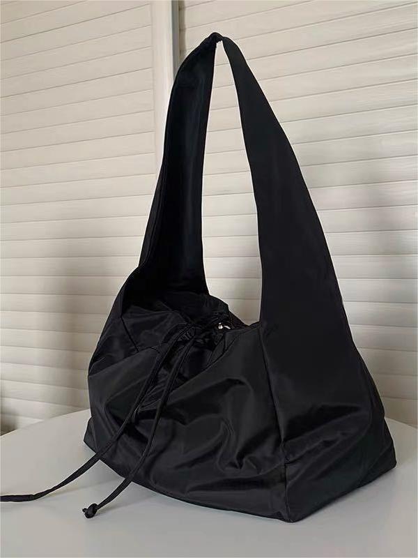 SLOUCHY SHOULDER BAG - BLACK NYLON SHOULDER BAG