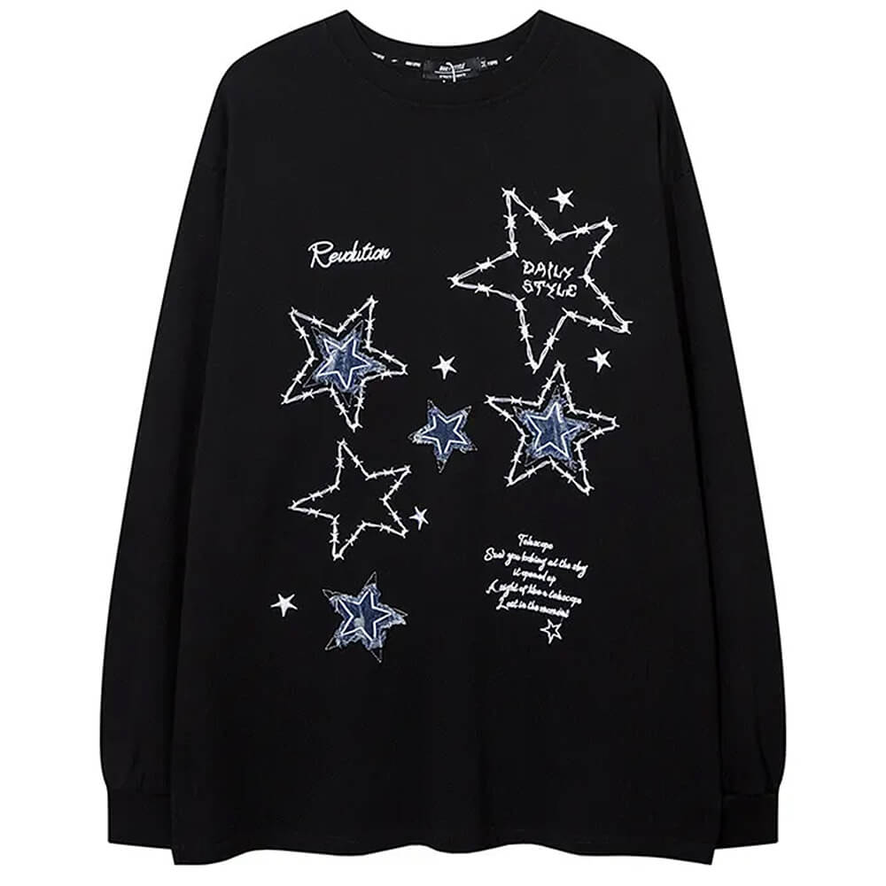 STAR PATCH SWEATSHIRT: EMBROIDERED STAR DESIGN