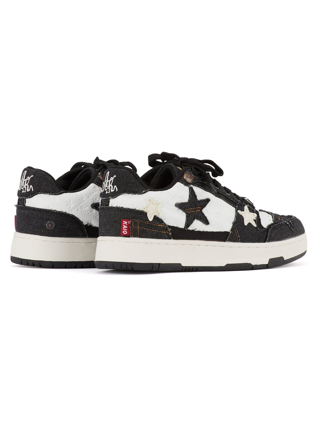 STAR SNEAKERS IN BLACK AND WHITE CASUAL ROUND TOE DESIGN