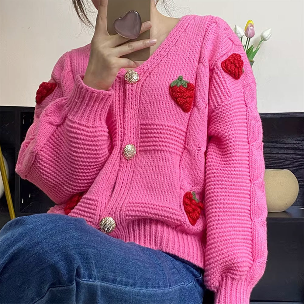 STRAWBERRY APPLIQUÉS CHUNKY KNIT CARDIGAN