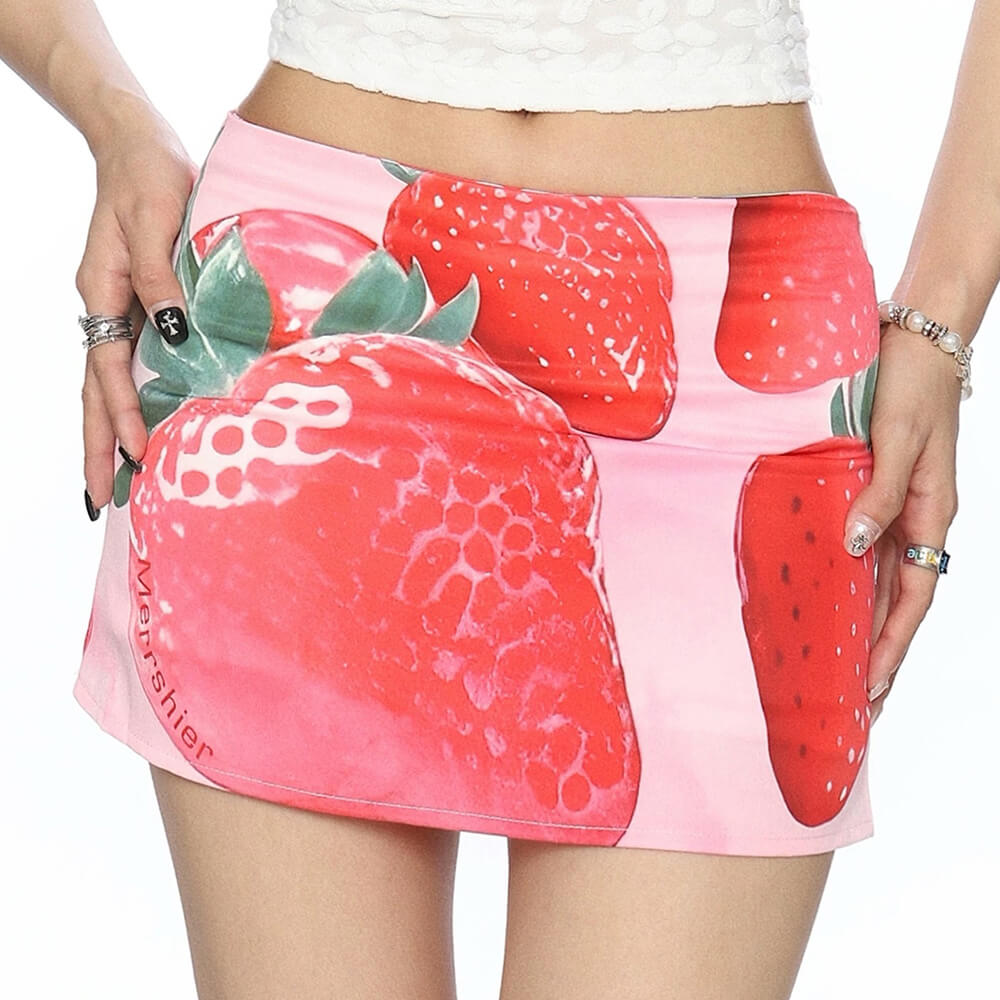 STRAWBERRY Y2K MINI SKIRT