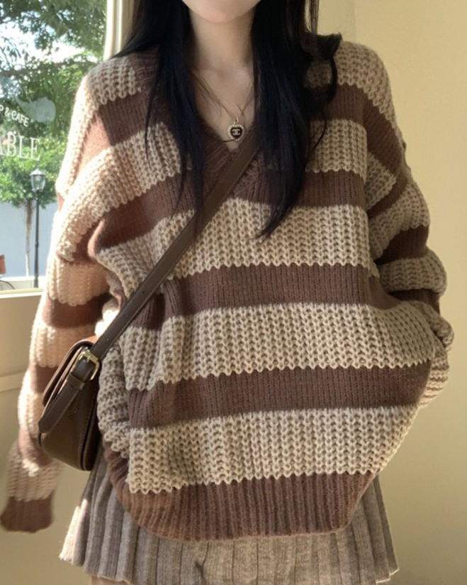STRIPED KNIT SWEATER AND SHOULDER BAG SET FOR WOMEN