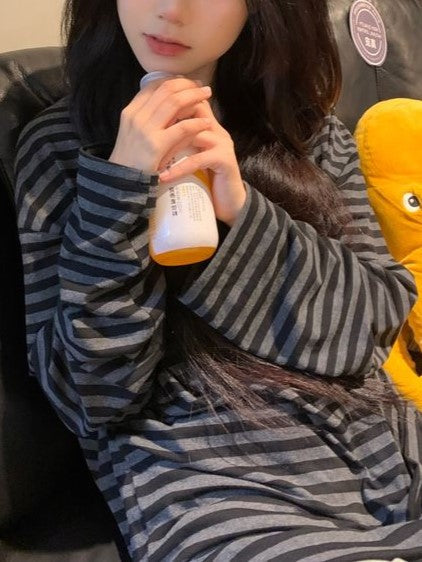 STRIPED PAJAMA SET WITH VINTAGE STRIPE ROUND NECK DESIGN